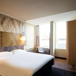 https://ibis-den-haag-city-centre.thehaguehotels.net