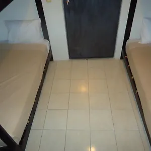 https://humble-bumble-hostel.allrivieramayahotels.com
